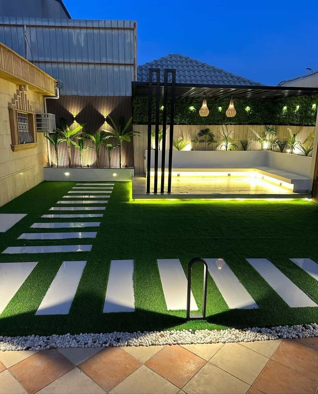 حدائق فندقية على كورنيش جدة